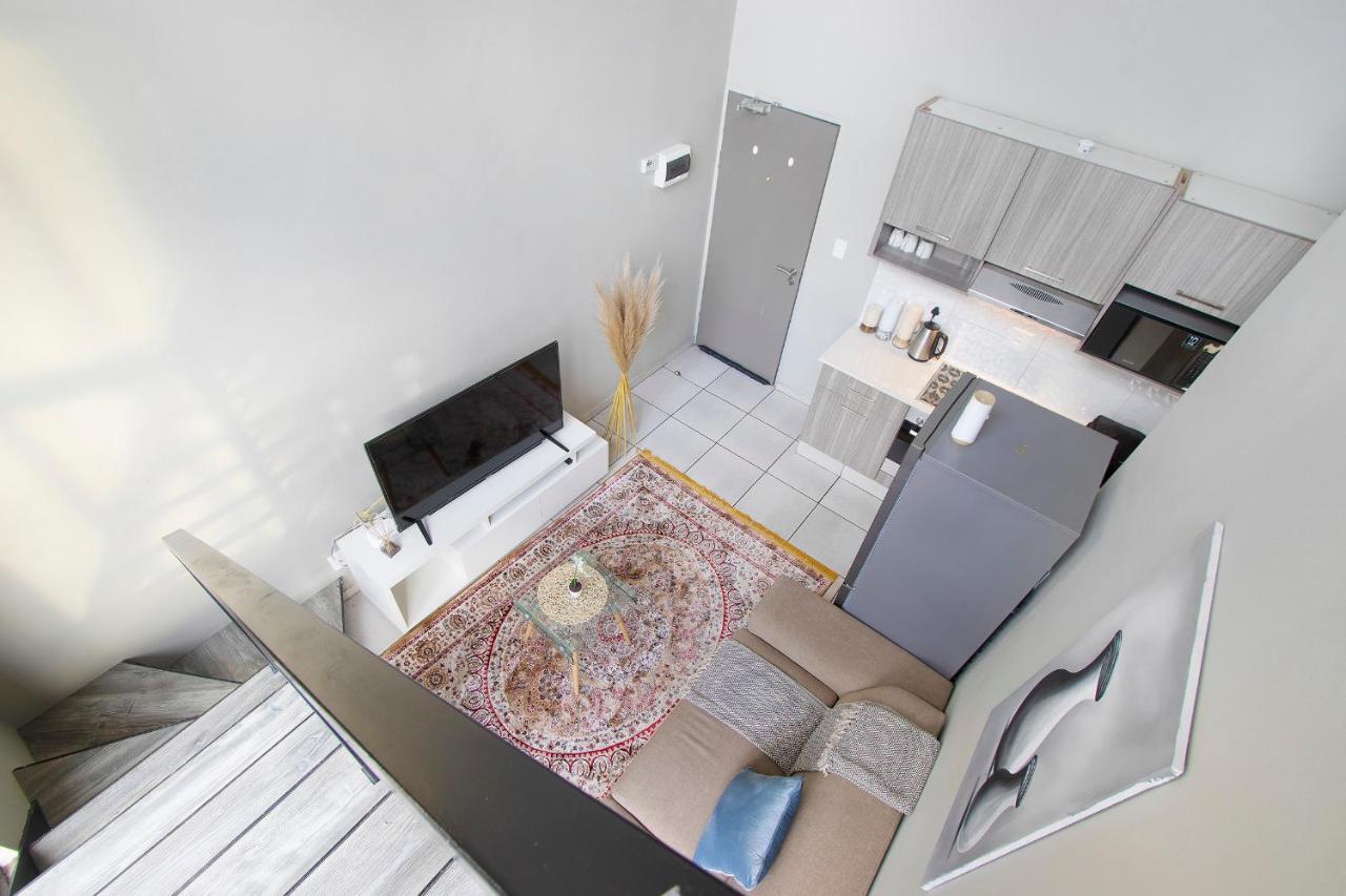 Urban Oasis Apartments At The Bolton Johannesburg Exterior photo