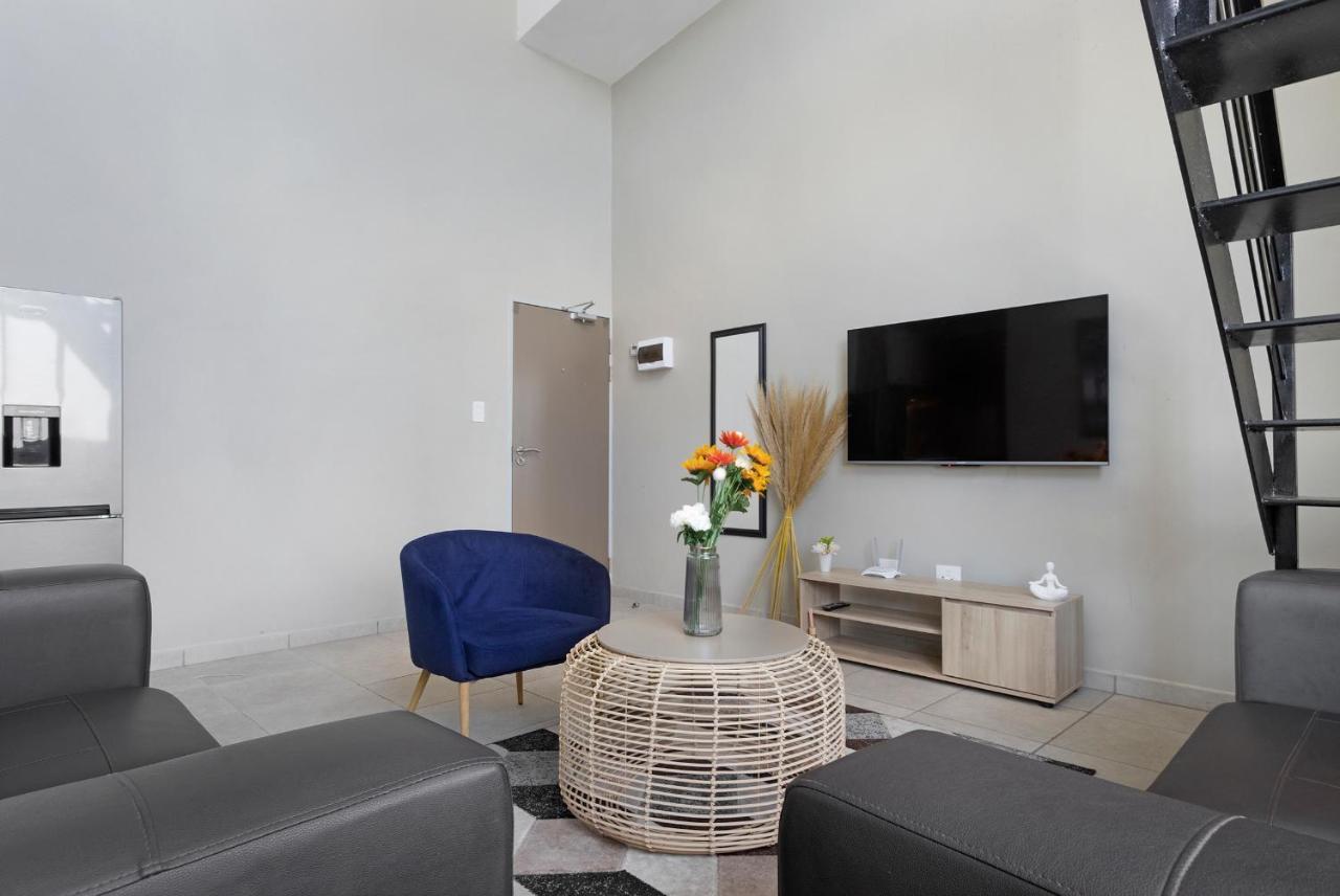 Urban Oasis Apartments At The Bolton Johannesburg Exterior photo