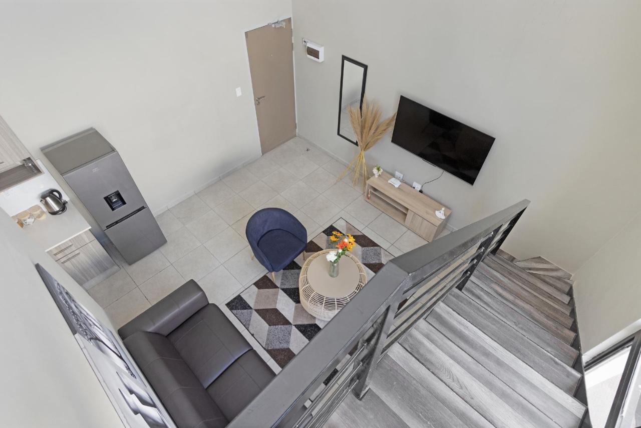 Urban Oasis Apartments At The Bolton Johannesburg Exterior photo