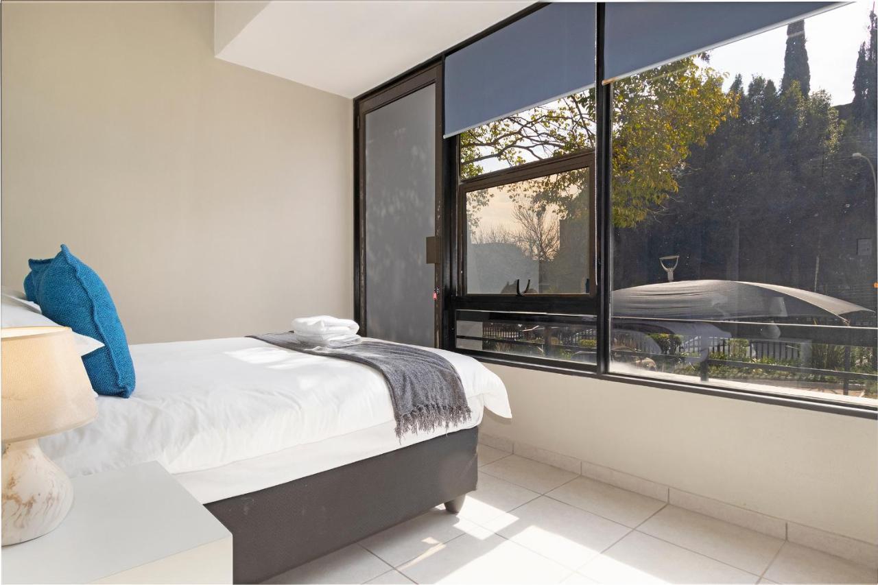 Urban Oasis Apartments At The Bolton Johannesburg Exterior photo