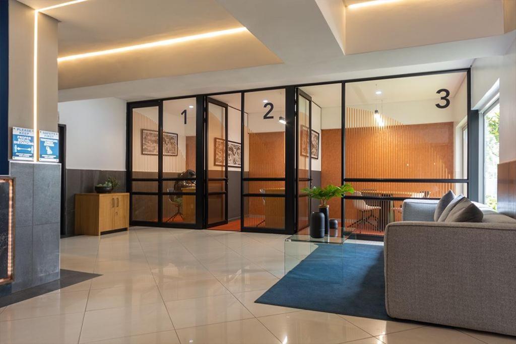 Urban Oasis Apartments At The Bolton Johannesburg Exterior photo